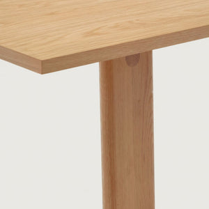 Aidan 200-250cm Extendable Dining Table in Oak