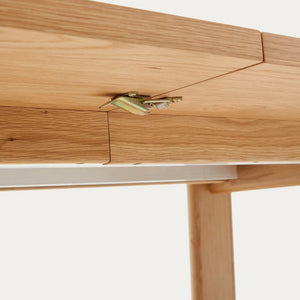 Aidan 200-250cm Extendable Dining Table in Oak
